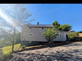 1698 7th Ave, Freedom, PA 15042