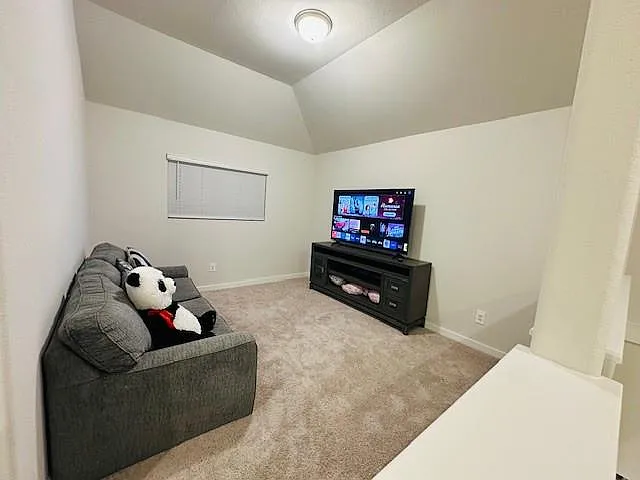 10818 Bodie Hills Dr — Photo 10
