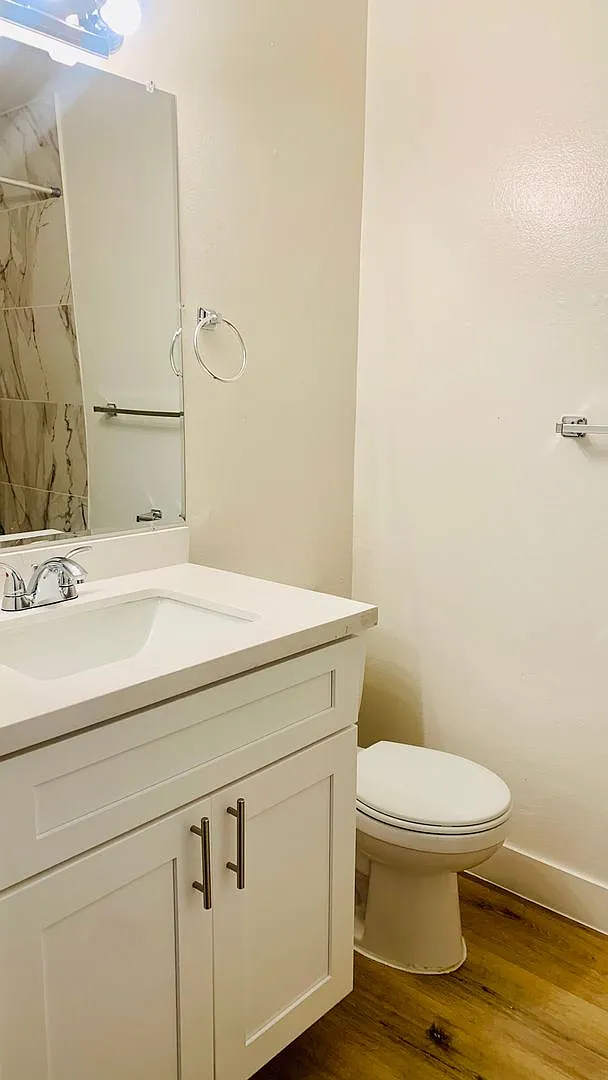 Studio, 493 sqft, $2,395 — Photo 4