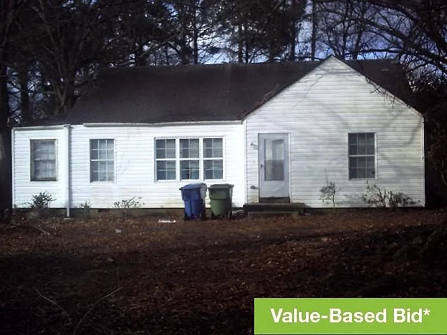 1893 Sylvan Ridge Dr SW photo 1