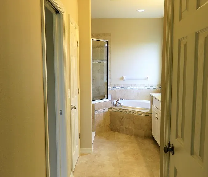 8828 Tropical Palm Dr — Photo 14
