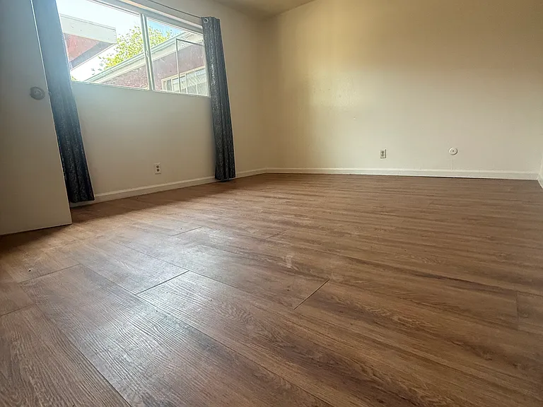 8121 Kiltie Way #8125 — Photo 9