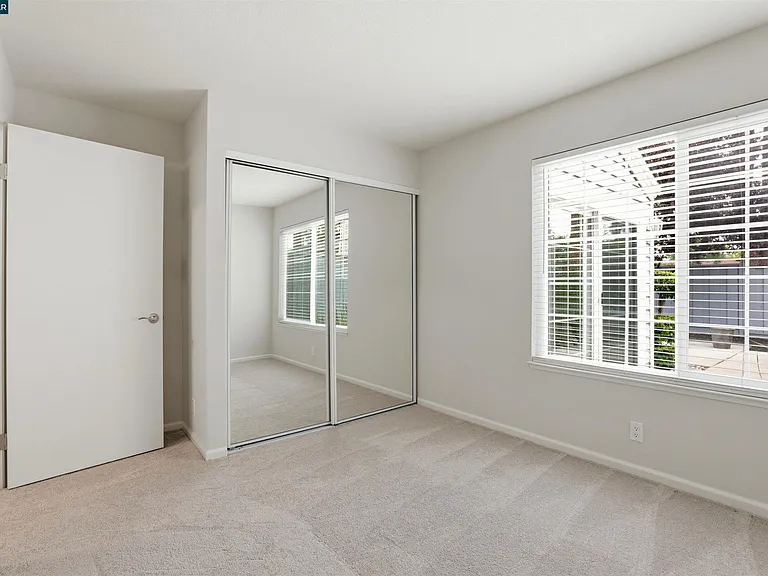 177 Northwood Cmns — Photo 19
