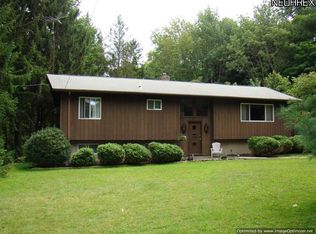 16741 Hart Rd, Montville, OH 44064