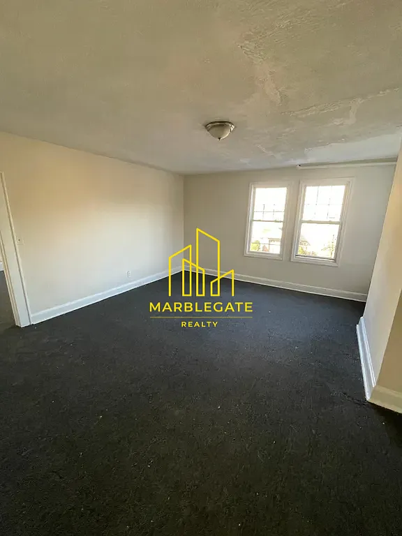 2 bed, 850 sqft, $1,950 — Photo 3