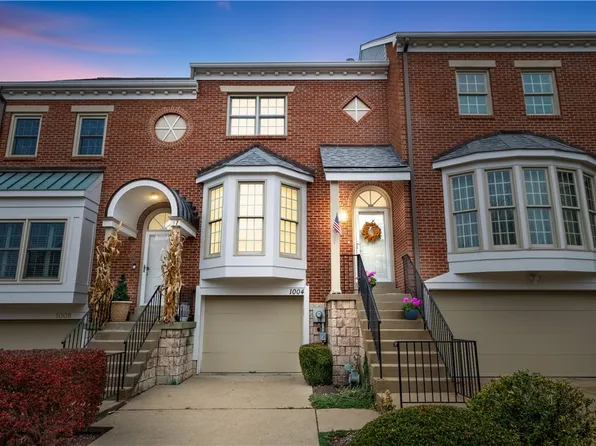 1004 Alden Dr, Pittsburgh, PA 15220