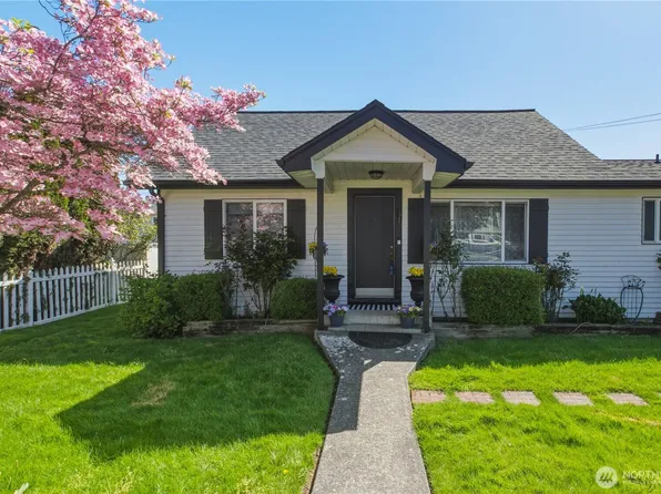 322 Milwaukee Boulevard S, Algona, WA 98001