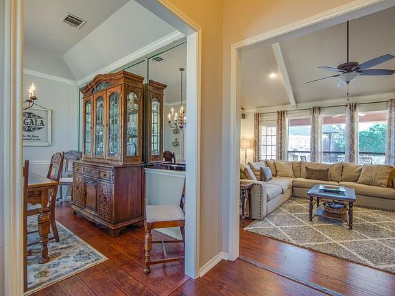 4th image of 2404 Woodfield Way