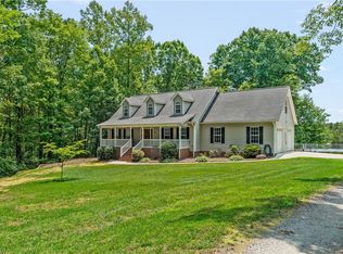 5805 Pine Hall Rd, Walkertown, NC 27052