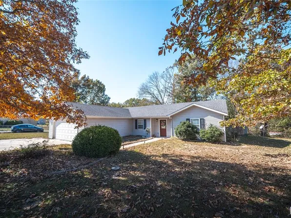 13640 Tassel Rd, Saint Robert, MO 65584