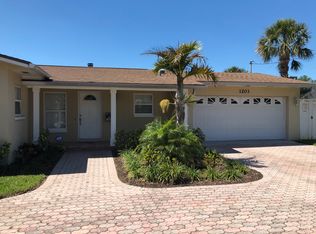 1203 Robin Rd S, Saint Petersburg, FL 33707