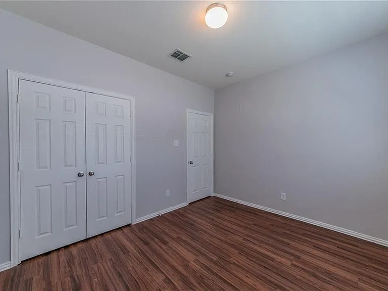 14504 Logan Springs Dr — Photo 23