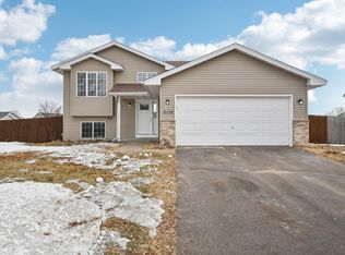 2132 Emerson Rd S, Cambridge, MN 55008