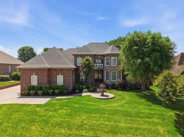 425 Ridgecrest Ln, Lebanon, TN 37087