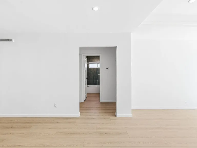 4360 Alla Rd — Photo 8
