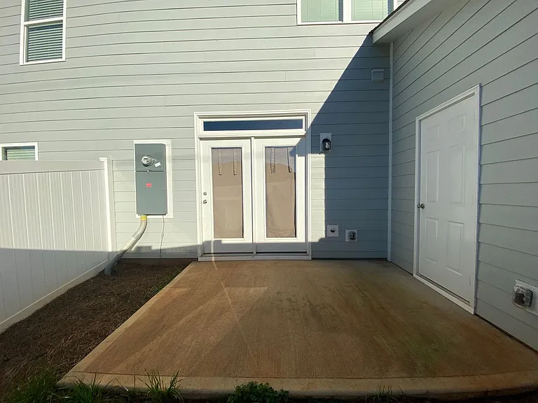 1103 Johns Walk Way — Photo 13