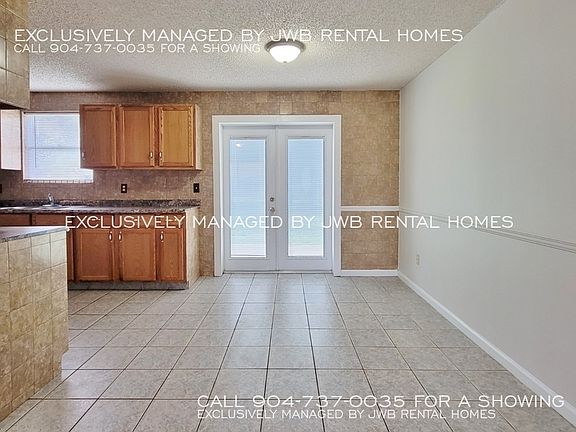 4th image of 8234 Sailmaker Ln