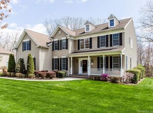 302 Kinne Rd, Glastonbury, CT 06033