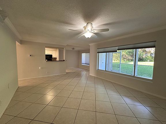 2nd image of 815 W Boynton Beach Blvd #16104