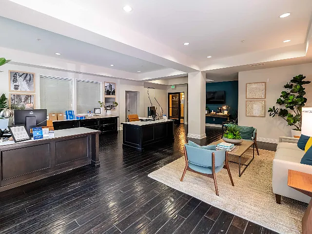 Calypso Apartments and Lofts — Photo 39