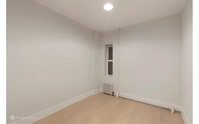 Rented by Douglas Elliman | media 32