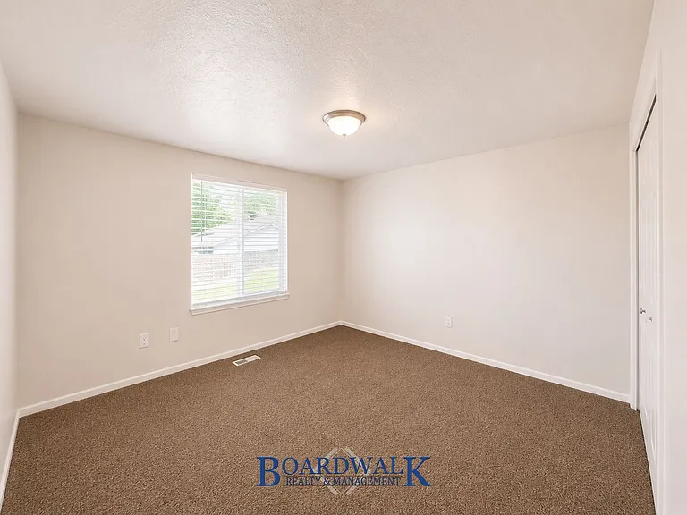 3549 S Colby Ave — Photo 8