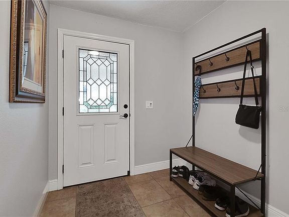 5th image of 1055 Kensington Park Dr Unit 105
