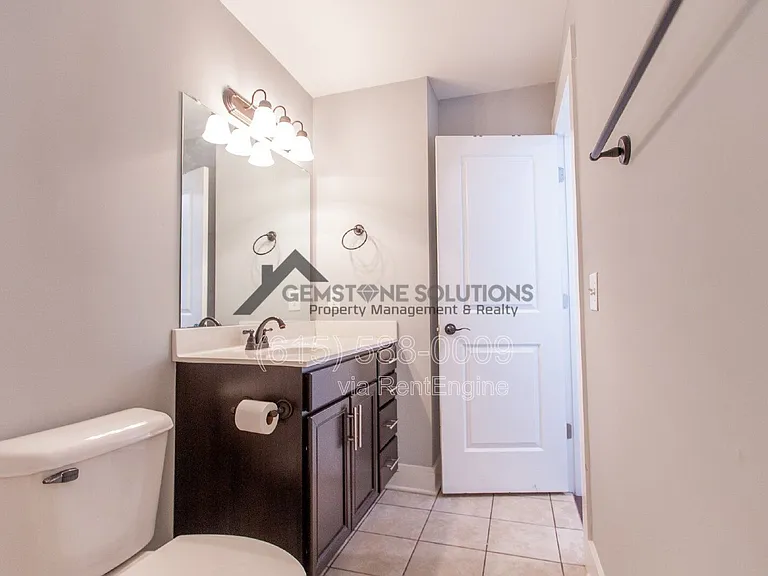 1041 Honey Bush Cir — Photo 41