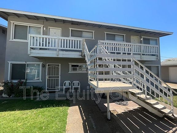 3rd image of 311 E Elm St APT 6