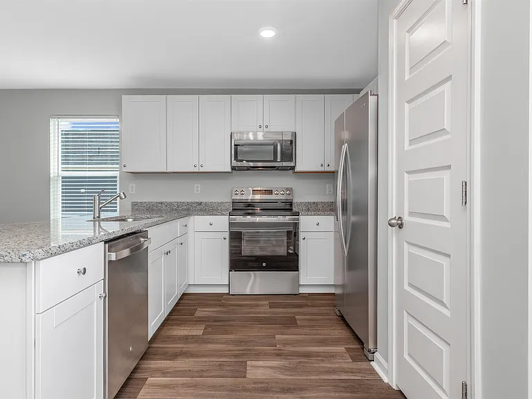 1239 English Oaks — Photo 12