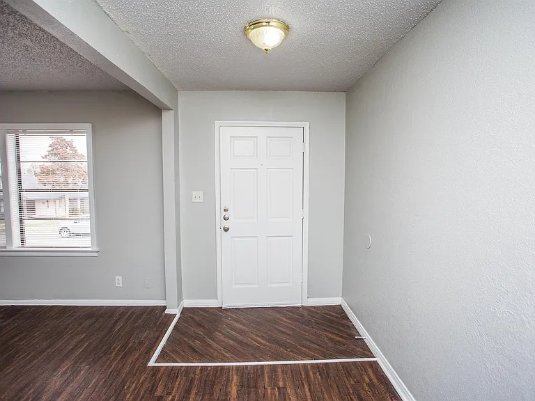 1626 Avenue Y #2 — Photo 14