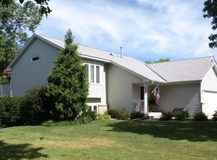 10680 N Eagle Lake Blvd, Osseo, MN 55369