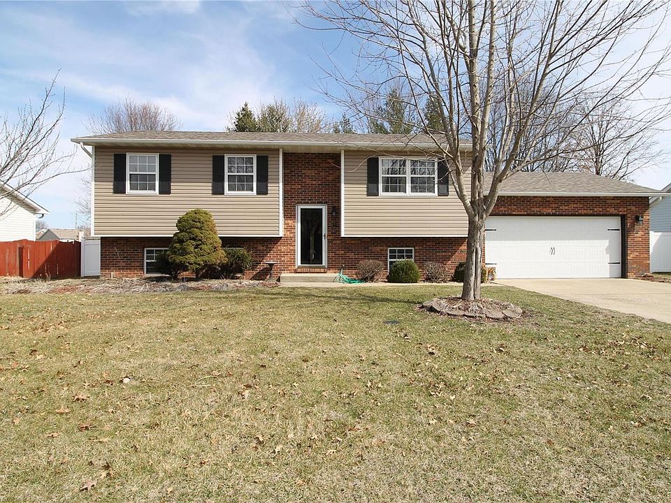 1st image of 21 Cottonwood Glen Dr