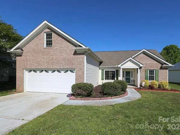 1002 Christobal Ct, Indian Trail, NC 28079
