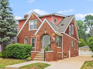 822 W Breckenridge St, Ferndale, MI 48220