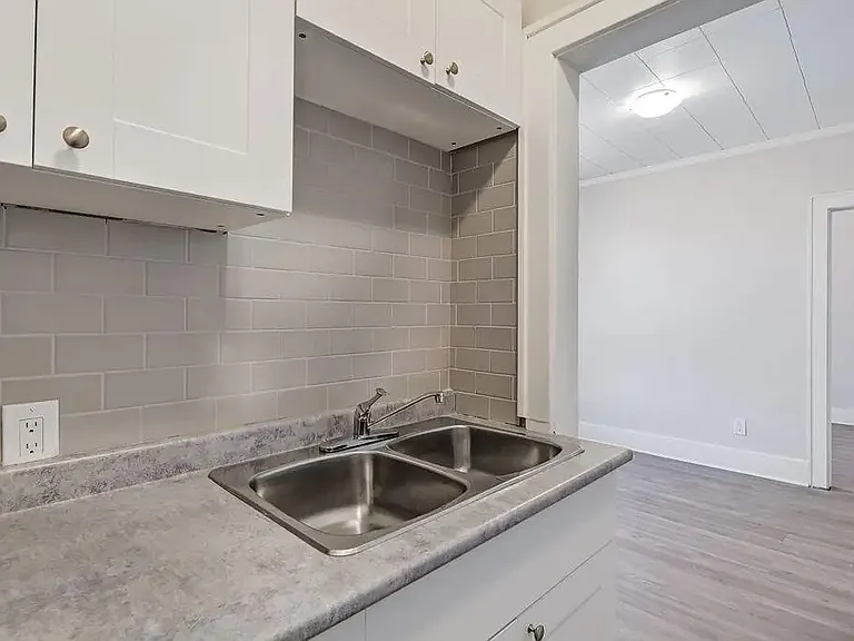 2079 Hamilton St #11 — Photo 6