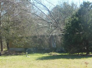 6002 James Dr, Albany, GA 31705