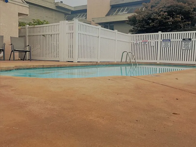 1625 Ramona Ave — Photo 12
