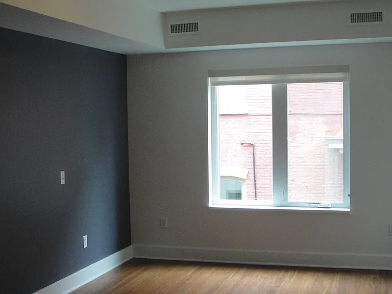 430 Shady Avenue — Photo 11
