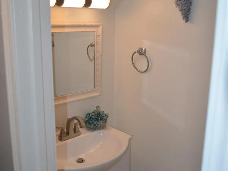5953 Bamford Dr — Photo 16