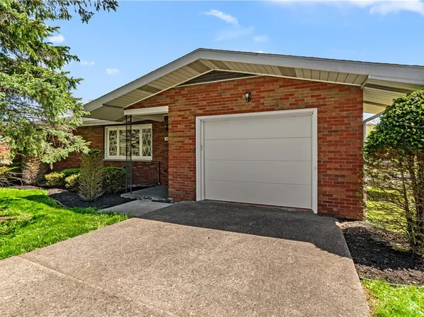 449 Belrose Dr, Rostraver Township, PA 15012