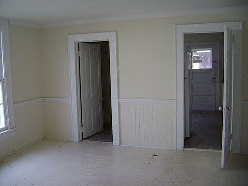 2nd image of 204 State St