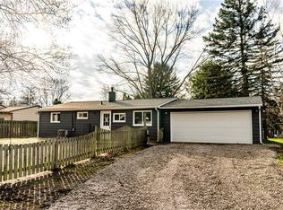 2878 Shelly Rd, Ravenna, OH 44266