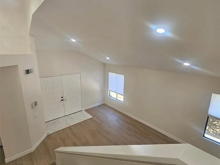 2951 Wimbledon Dr — Photo 12