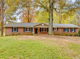 137 McAdam Ln, Mooresville, NC 28117