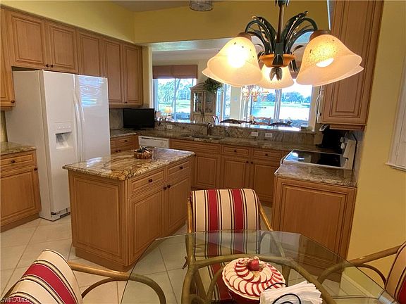 3rd image of 681 Vintage Reserve Cir #13-B