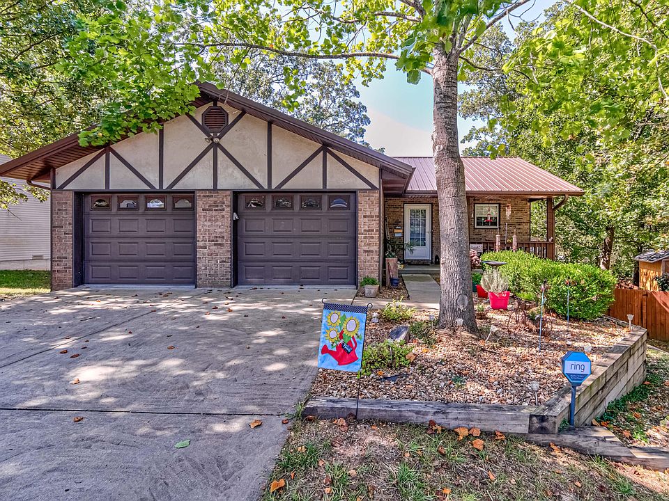 1st image of 104 Deer Park Cir