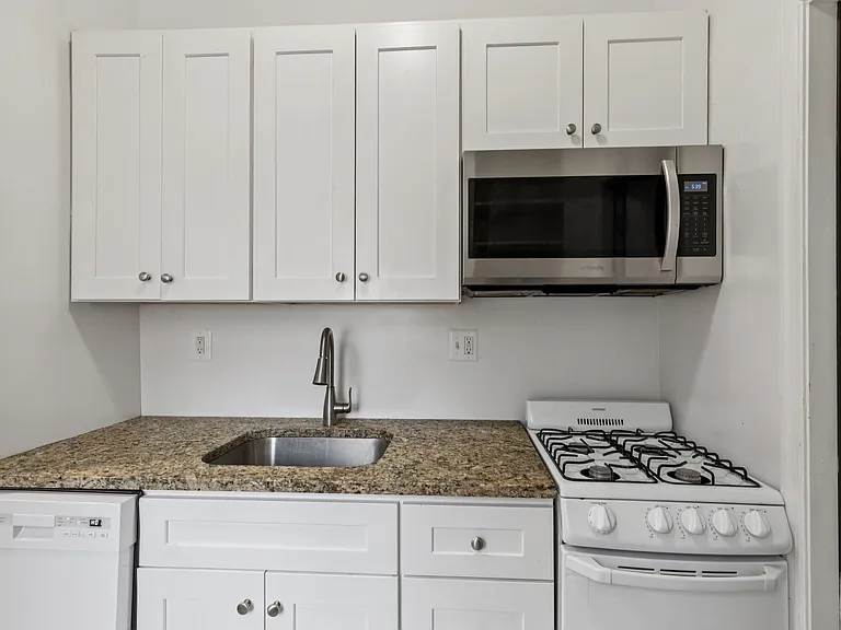 3431 Spring Garden St #1A — Photo 1