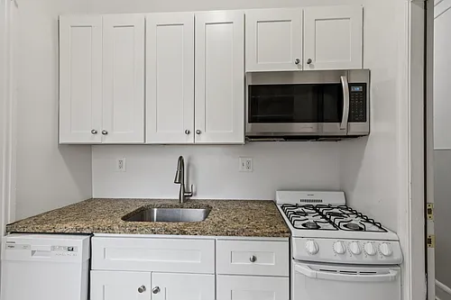 3431 Spring Garden St Photo 1