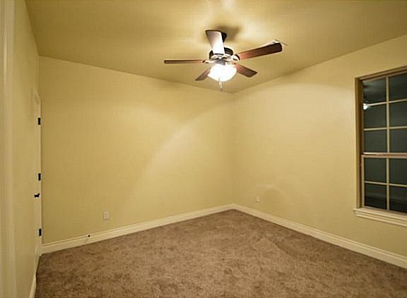 3rd image of 11916 Wickford Pl